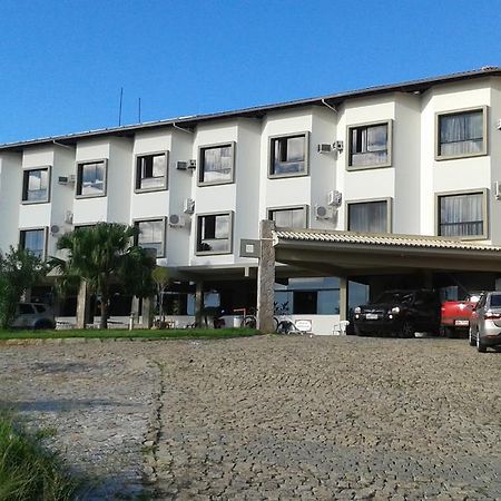 Pousada Das Araras Itaobim Luaran gambar